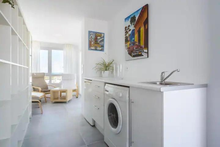 Apartamento Con Terraza Vistas Al Mar. 科尼尔-德拉弗龙特拉 外观 照片