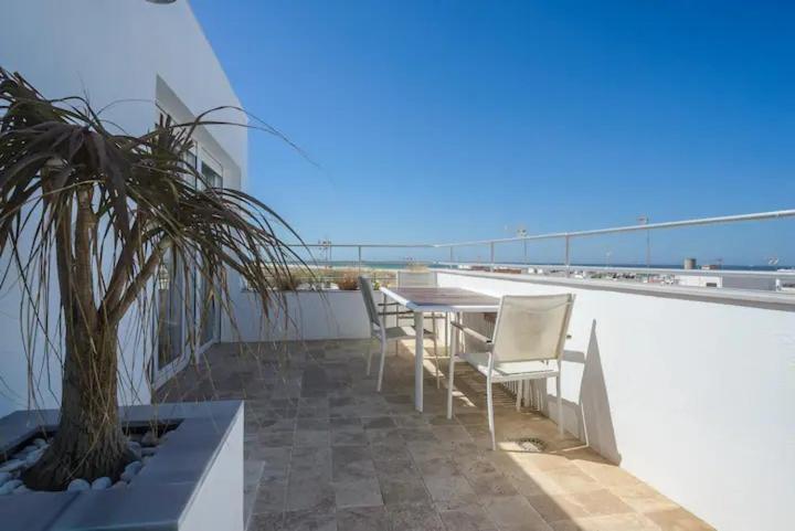 Apartamento Con Terraza Vistas Al Mar. 科尼尔-德拉弗龙特拉 外观 照片