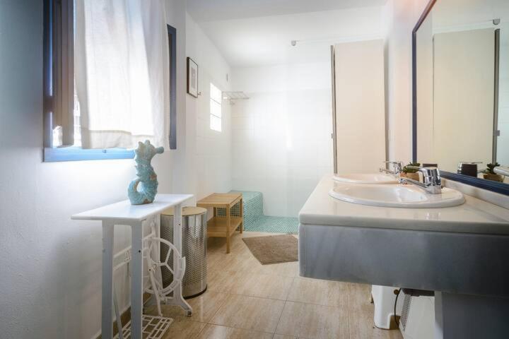 Apartamento Con Terraza Vistas Al Mar. 科尼尔-德拉弗龙特拉 外观 照片