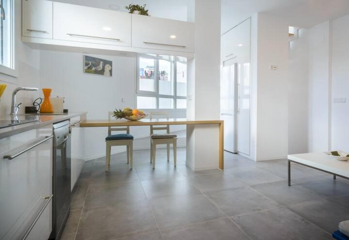 Apartamento Con Terraza Vistas Al Mar. 科尼尔-德拉弗龙特拉 外观 照片